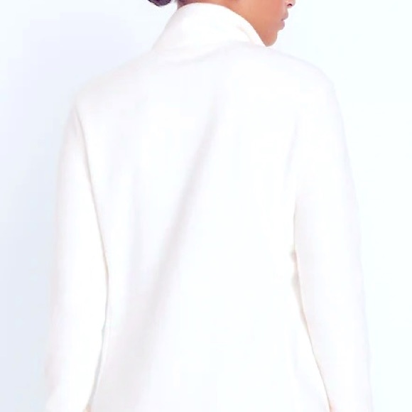 NWT Women’s OLD NAVY Full-Zip Fleece Jacket Color: Creme de la Crème 4XXXX - Picture 2 of 2